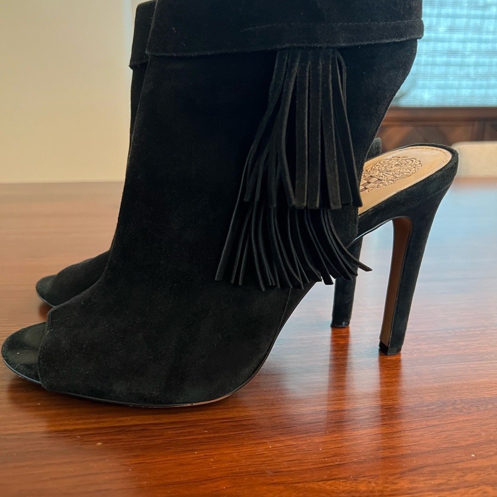 Vince Camuto Suede Peep Toe Fringe Heels Heeled Booties